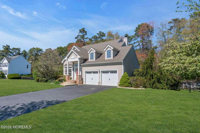343 Nighthawk Lane, Jackson, NJ 08527