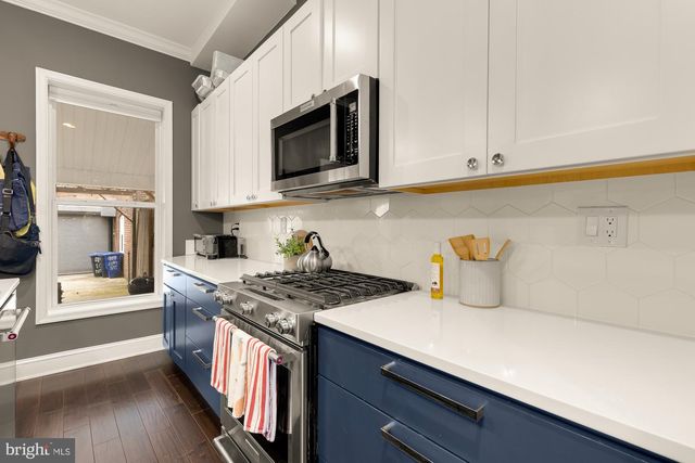 421 10TH ST NE, Washington, DC 20002