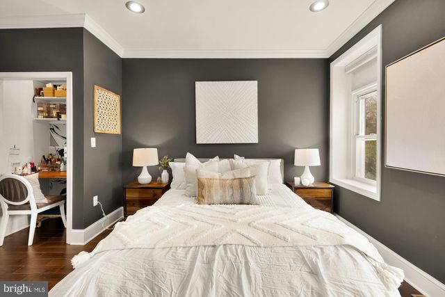 421 10TH ST NE, Washington, DC 20002