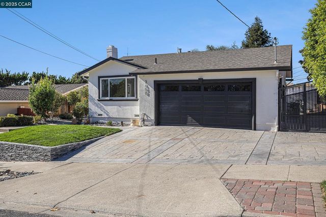 3658 Hillsborough Dr, Concord, CA 94520