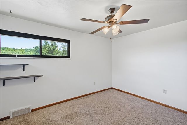 148 Dwellington Drive, Middlesex Twp, PA 16059