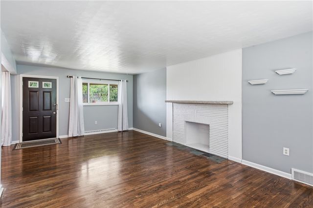 148 Dwellington Drive, Middlesex Twp, PA 16059
