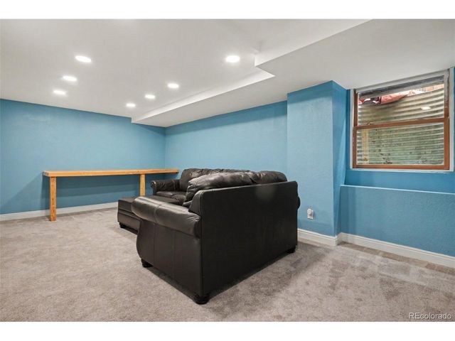2180 N Gilpin St, Denver, CO 80205