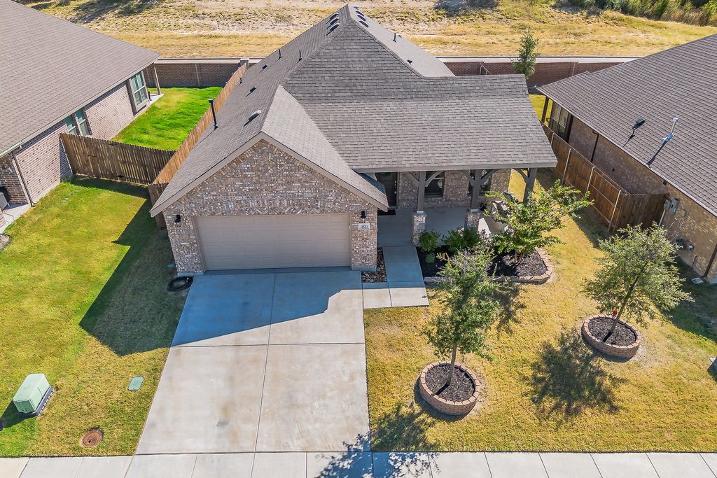 1821 Abelia Lane, Weatherford, TX 76086 — exterior