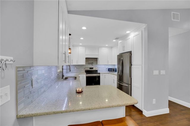 27 Sunset Drive, Sebastian, FL 32958