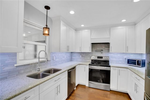 27 Sunset Drive, Sebastian, FL 32958