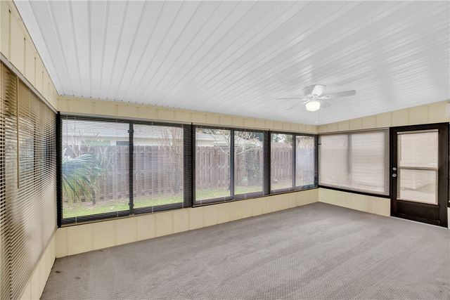 27 Sunset Drive, Sebastian, FL 32958