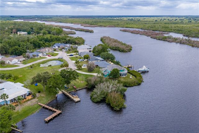 27 Sunset Drive, Sebastian, FL 32958