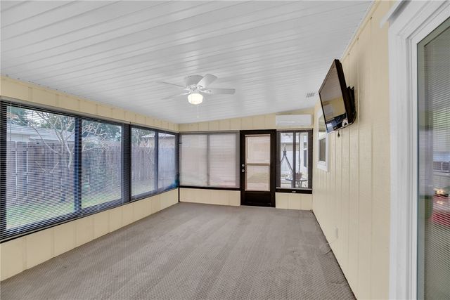 27 Sunset Drive, Sebastian, FL 32958