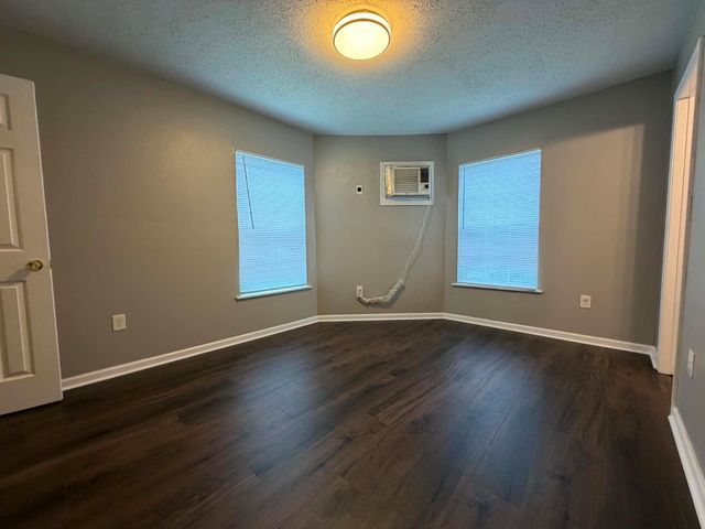 3028 Avenue M 1A, Galveston, TX 77550