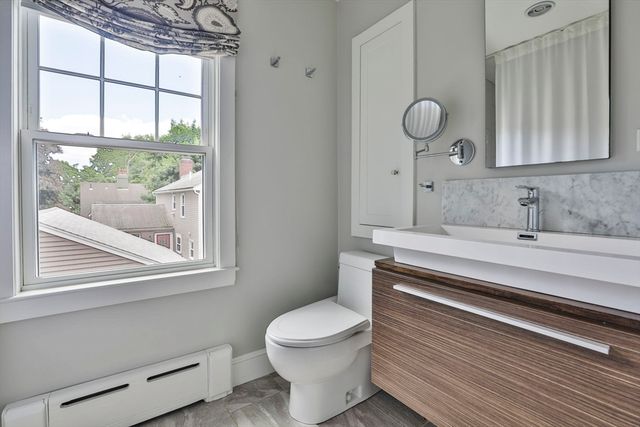 3 Windsor Rd, Milton, MA 02186