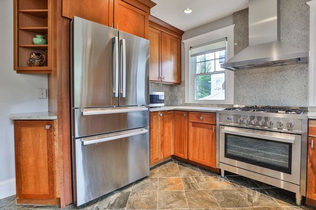 3 Windsor Rd, Milton, MA 02186