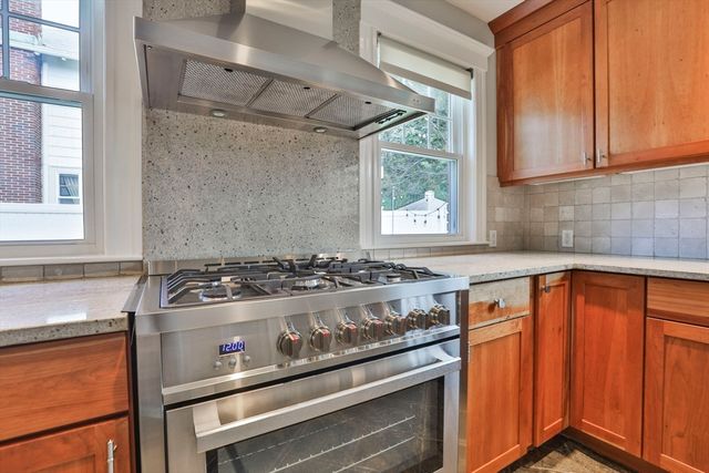 3 Windsor Rd, Milton, MA 02186