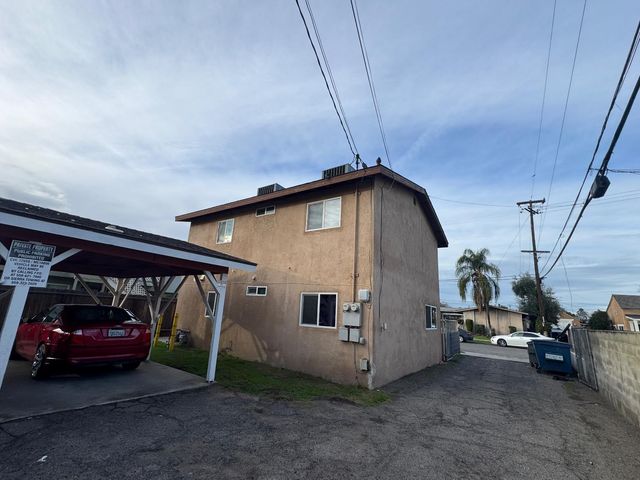 1250 E Vassar Avenue, Fresno, CA 93704