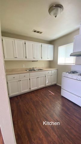 1250 E Vassar Avenue, Fresno, CA 93704