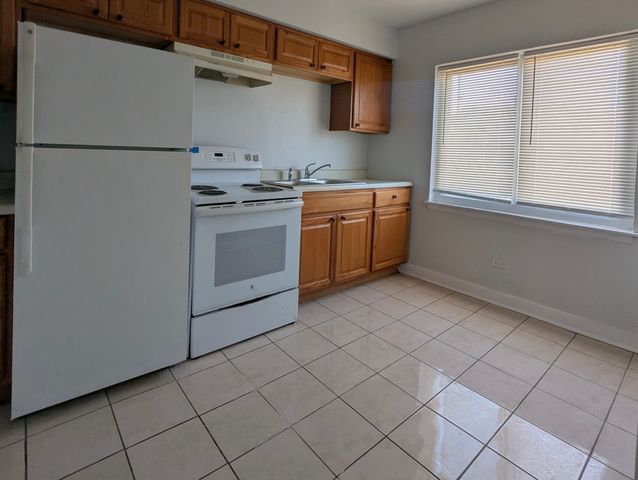 7201 S Western Avenue 7201-7, Chicago, IL 60636