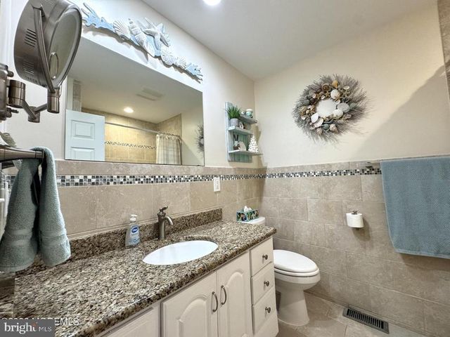1012 SARASOTA DR, Forked River, NJ 08731