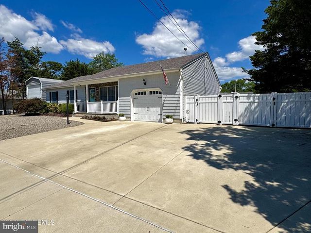 1012 SARASOTA DR, Forked River, NJ 08731