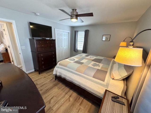 1012 SARASOTA DR, Forked River, NJ 08731