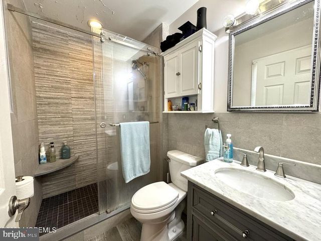 1012 SARASOTA DR, Forked River, NJ 08731