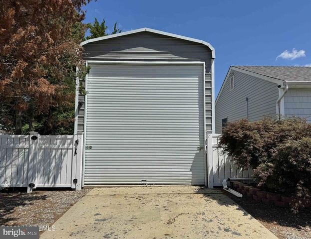 1012 SARASOTA DR, Forked River, NJ 08731