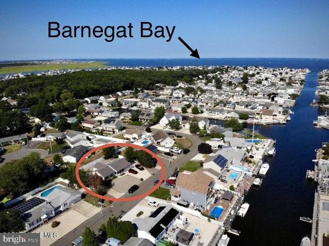 1012 SARASOTA DR, Forked River, NJ 08731