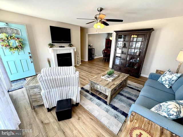 1012 SARASOTA DR, Forked River, NJ 08731