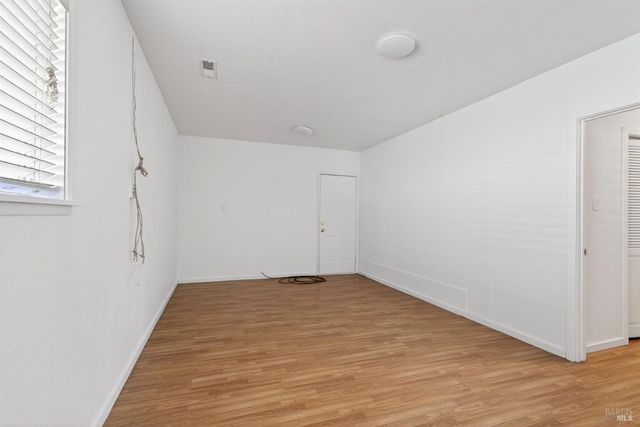 9271 Colony Dr, Redwood Valley, CA 95470