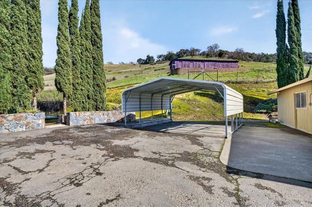 9271 Colony Dr, Redwood Valley, CA 95470