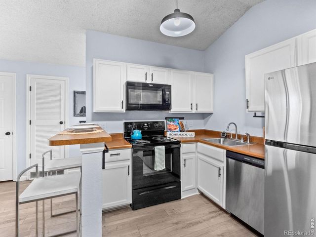 5620 W 80th Place 74, Arvada, CO 80003