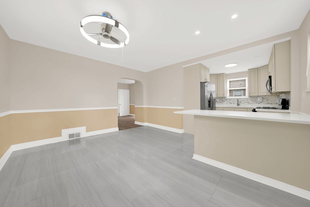 3237 W 64th Place, Chicago, IL 60629 — photo 3