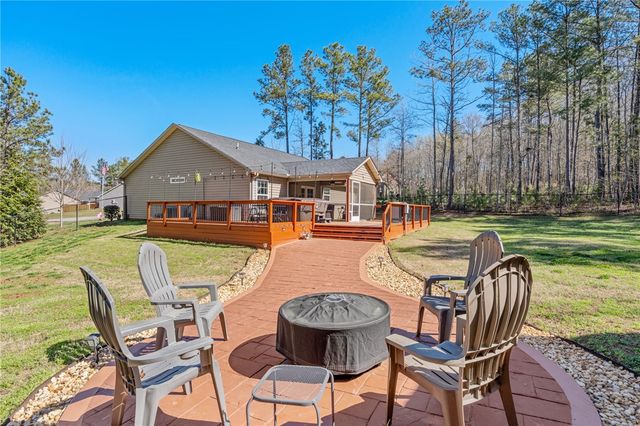 108 SM Lyerly Road, Anderson, SC 29621