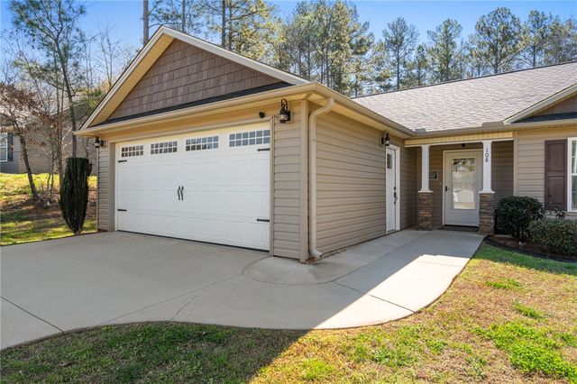 108 SM Lyerly Road, Anderson, SC 29621