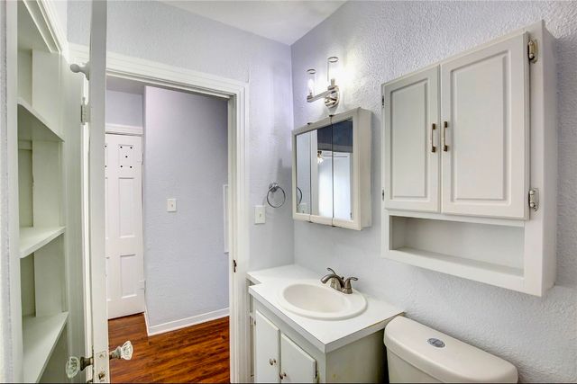 708 N US Highway 69, Celeste, TX 75423