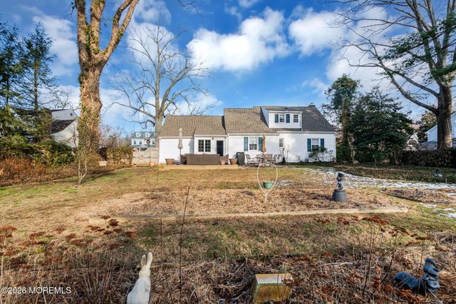 56 Woodland Drive, Fair Haven, NJ 07704