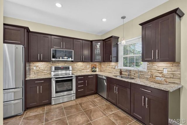 315 Claymont Cove Court, Ballwin, MO 63011