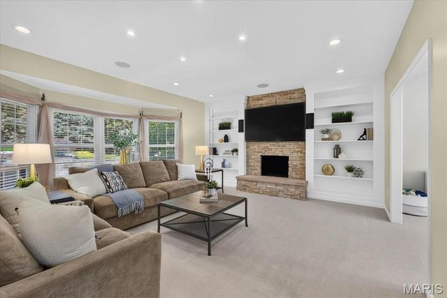 315 Claymont Cove Court, Ballwin, MO 63011