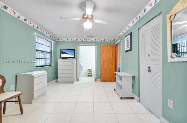 578 SW 2nd St, Florida City, FL 33034