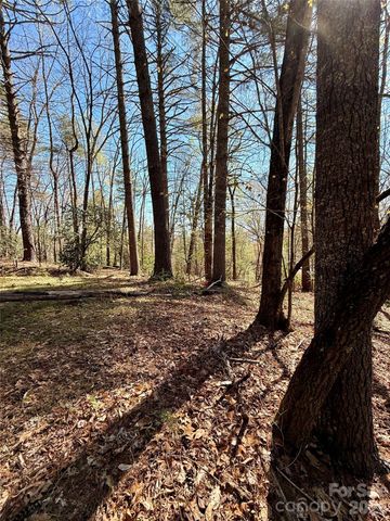 400 Emerald Hills Drive, Penrose, NC 28766