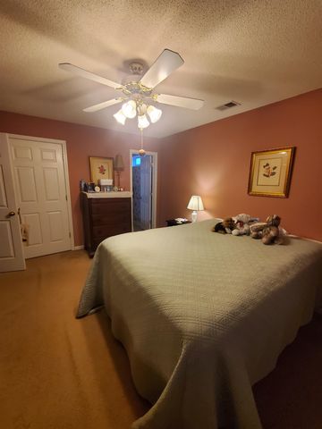 909 E Emerald Springs Drive, Boiling Springs, SC 29316