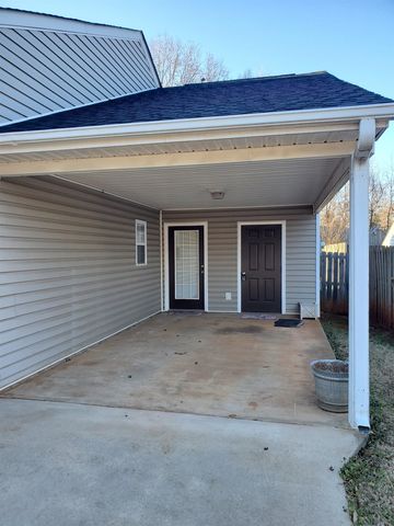 909 E Emerald Springs Drive, Boiling Springs, SC 29316