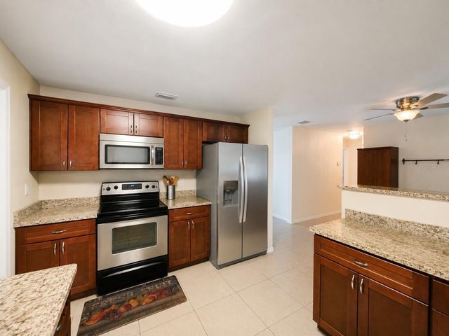 5814 HAMMON DRIVE, Tampa, FL 33619