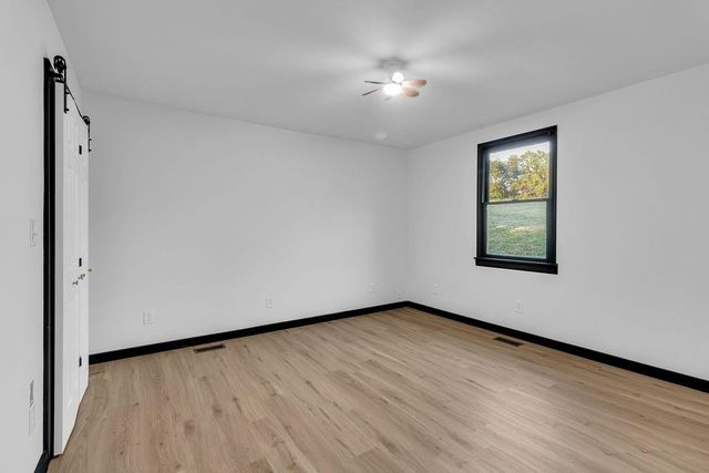 2917 stark Avenue, Kansas City, MO 64129