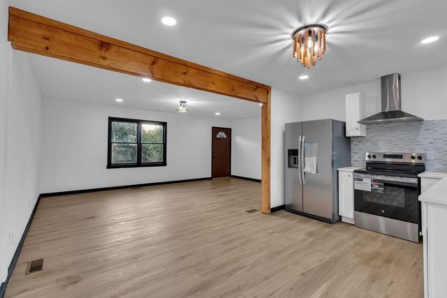 2917 stark Avenue, Kansas City, MO 64129
