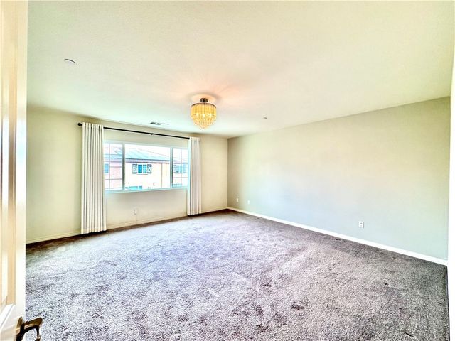6832 Cache Wy, Jurupa Valley, CA 91752