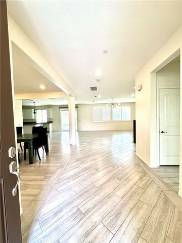 6832 Cache Wy, Jurupa Valley, CA 91752