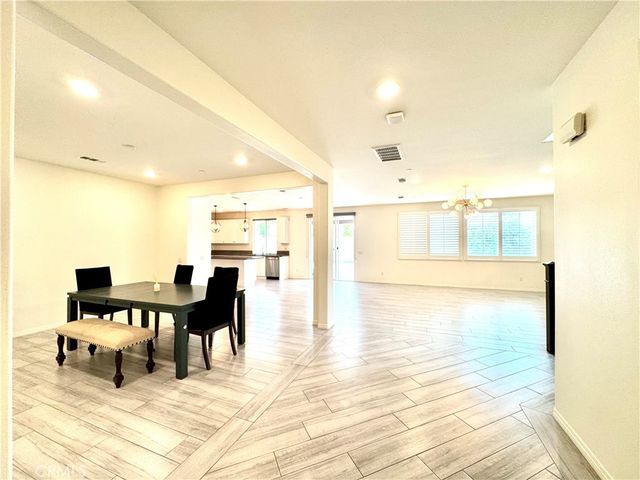 6832 Cache Wy, Jurupa Valley, CA 91752