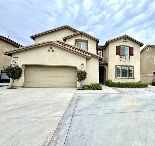 6832 Cache Wy, Jurupa Valley, CA 91752