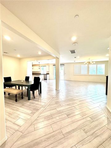6832 Cache Wy, Jurupa Valley, CA 91752