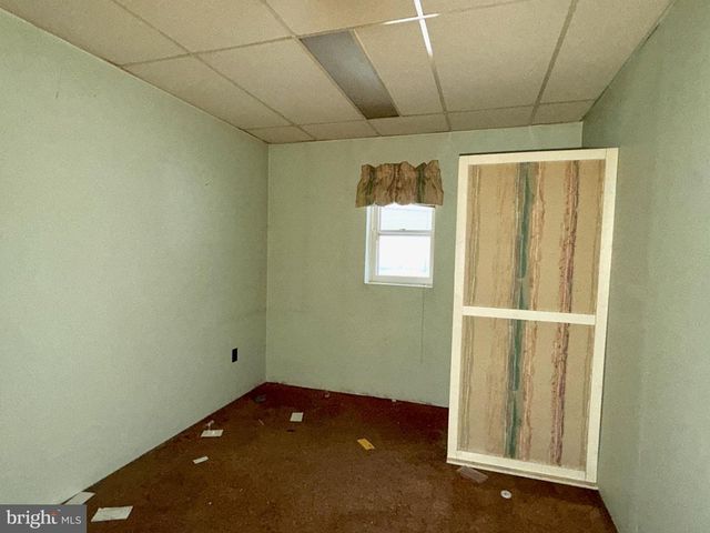 1800 MOUNT LAUREL RD, Temple, PA 19560